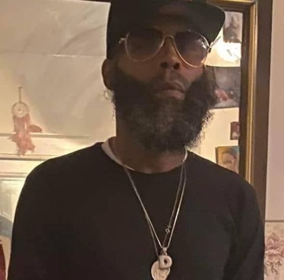 Meet your Posher, Omar - Picture 1 of 1